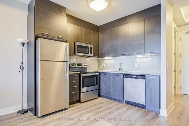 Additional image 12 of 150 Main St Unit 906