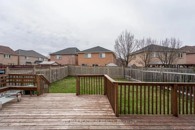 Additional image 31 of 98 Crown Victoria Dr