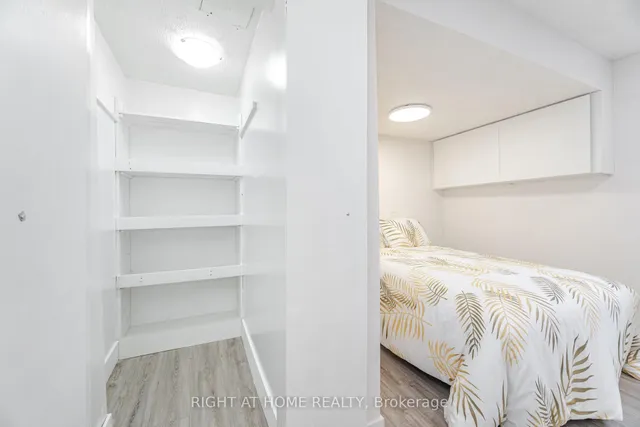 Additional image 33 of 6 Winterfold Dr