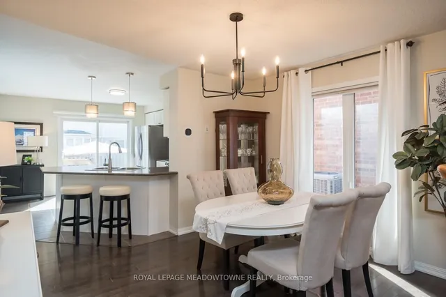 Additional image 4 of 694 Rayner Crt