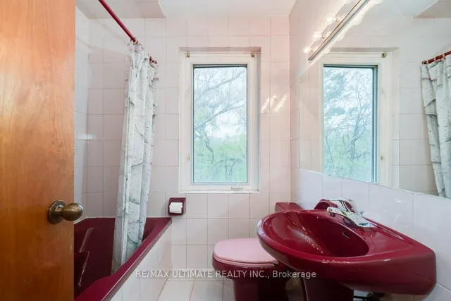 Additional image 22 of 26 Gracefield Ave