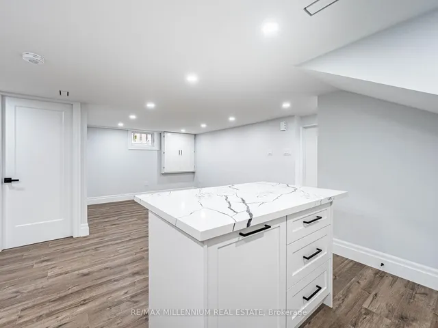 Additional image 33 of 24 Treeview Dr