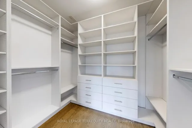 Additional image 32 of 31 Glenridge Rd