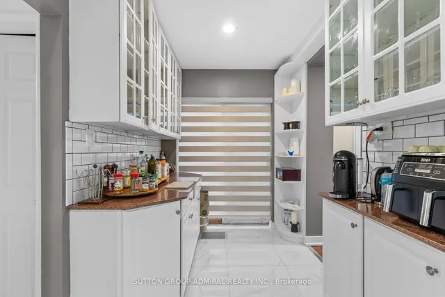 Additional image 21 of 298 Bessborough Dr