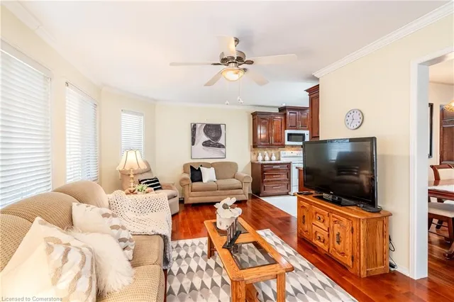 Additional image 19 of 222 Silverbirch Blvd