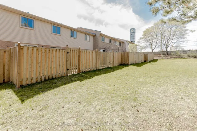 Additional image 47 of 1526 Lancaster Dr Unit 123