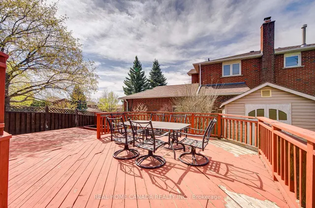 Additional image 39 of 2735 Kingsway Dr