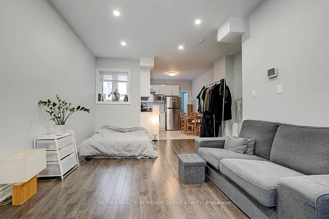 Additional image 8 of 245 Montrose Ave