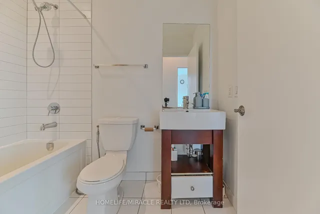 Additional image 23 of 840 Queens Plate Dr Unit 1609