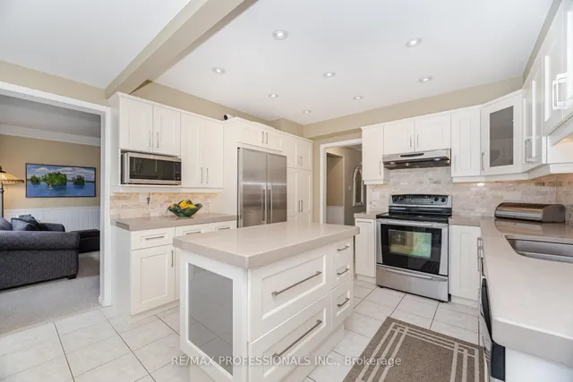 Additional image 11 of 72 Barr Cres