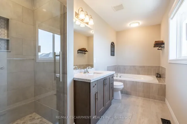 Additional image 26 of 78 Rockledge Dr