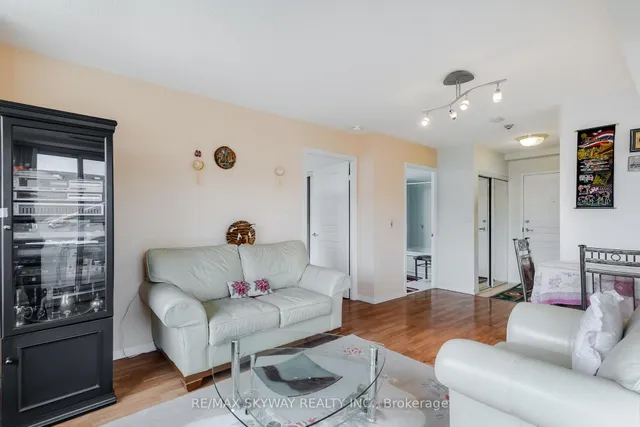 Additional image 11 of 300 Ray Lawson Blvd