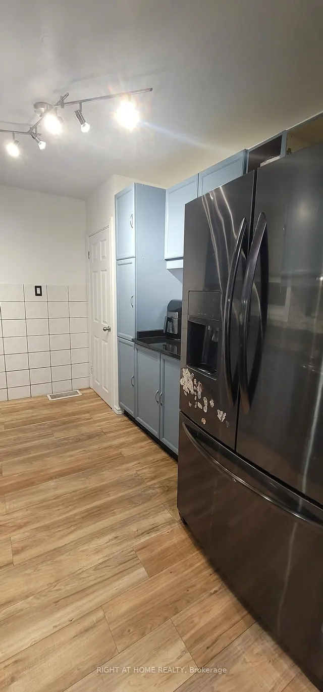 Additional image 13 of 9 Kehl St