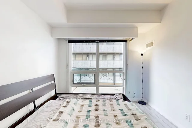 Additional image 23 of 35 Hayden St Unit 1216