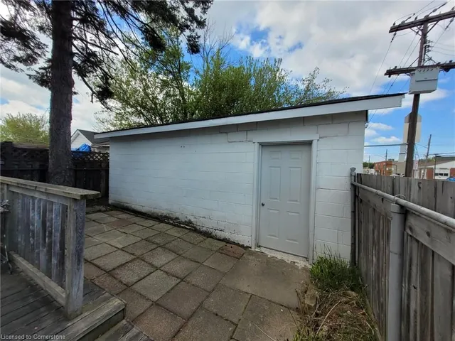 Additional image 36 of 2 Craigroyston Rd