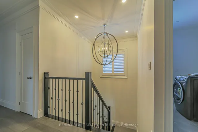 Additional image 35 of 1 Hawthorn Cres