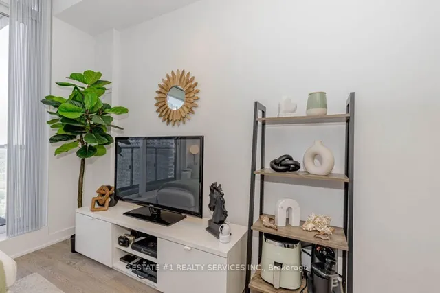 Additional image 17 of 1928 Lakeshore Blvd Unit 2216