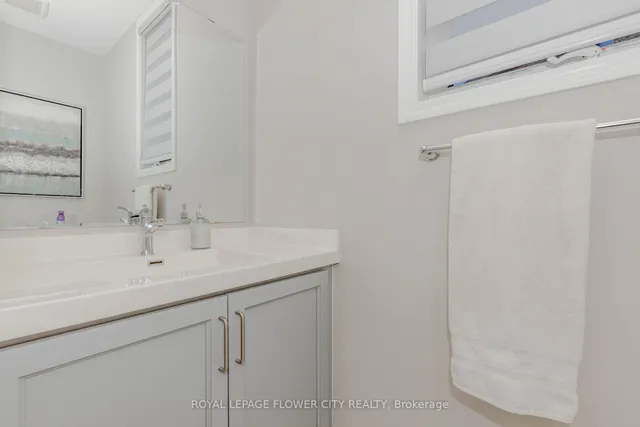 Additional image 21 of 1371 Lobelia Cres