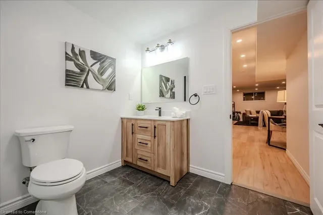Additional image 38 of 504 Netherwood Cres
