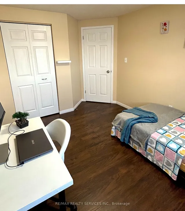 Additional image 9 of 36 Fallowfield Dr Unit 4