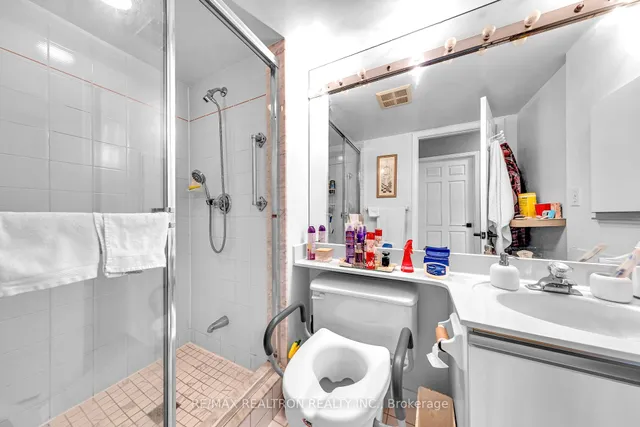 Additional image 12 of 24 Hanover Rd Unit 907