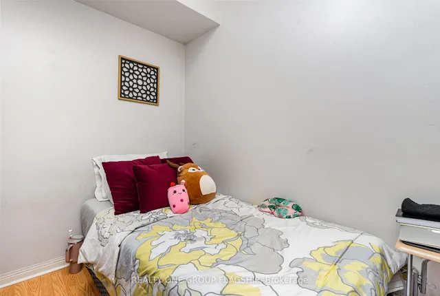 Additional image 12 of 3045 Finch Ave Unit 1032