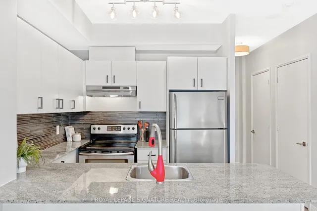 Additional image 9 of 1 Cole St Unit 804