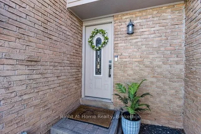 Additional image 2 of 1528 Lancaster Dr Unit 24