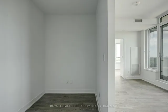 Additional image 15 of 1926 Lake Shore Blvd Unit 2716