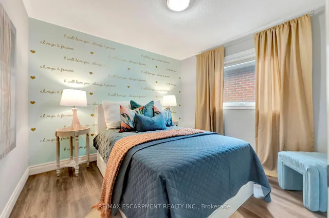 Additional image 17 of 112 Harnesworth Cres