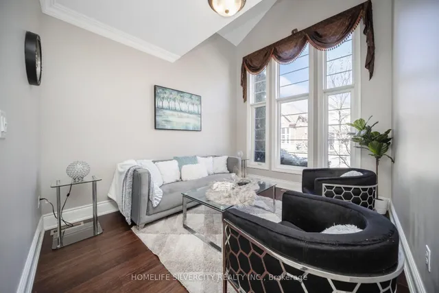 Additional image 5 of 3192 Sorrento Cres