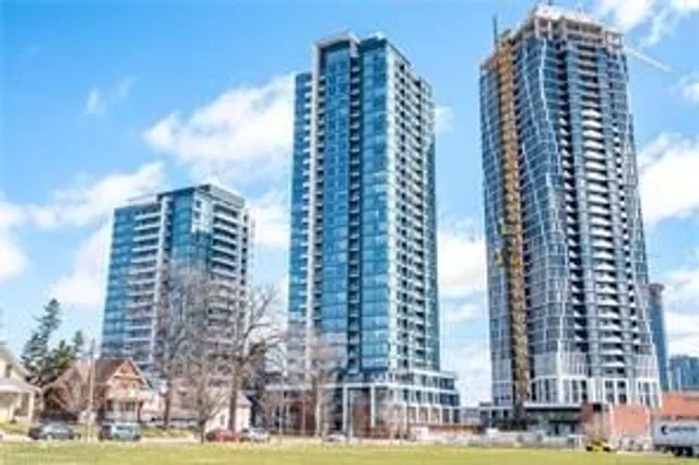 Additional image 2 of 15 Wellington St Unit 1102