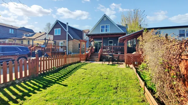 Additional image 30 of 41 MacDonald St St