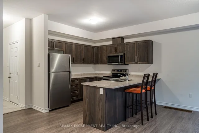 Additional image 6 of 70 Dewberry Dr