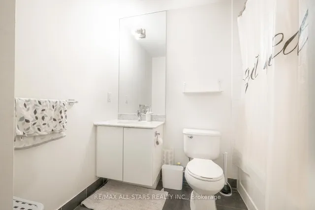 Additional image 15 of 150 East Liberty St Unit 605