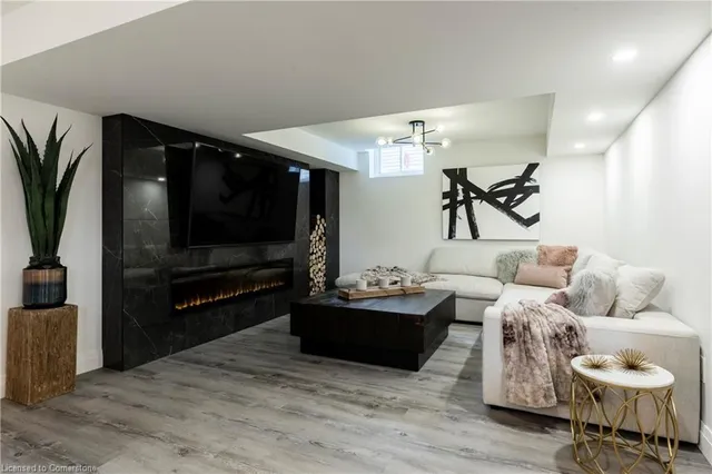 Additional image 40 of 78 Stonepine Cres