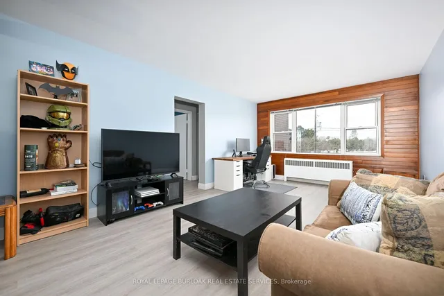 Additional image 7 of 2418 New St Unit 11