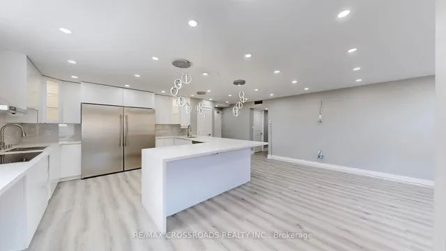 Additional image 19 of 1705 Mccowan Rd Unit 309