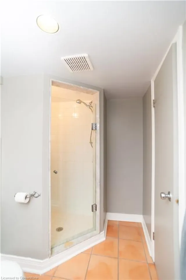 Additional image 30 of 136 Humbercrest Blvd