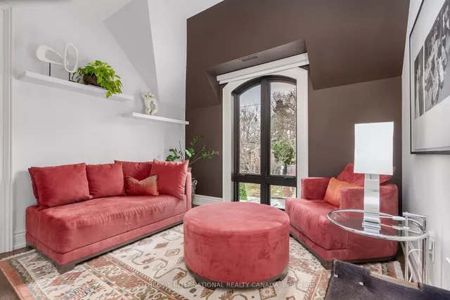 Additional image 33 of 6 Bayview Wood