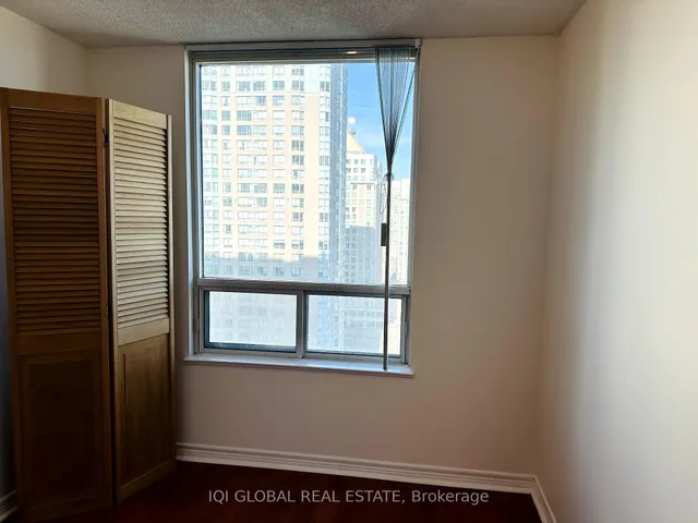 Additional image 15 of 68 Corporate Dr Unit 1831