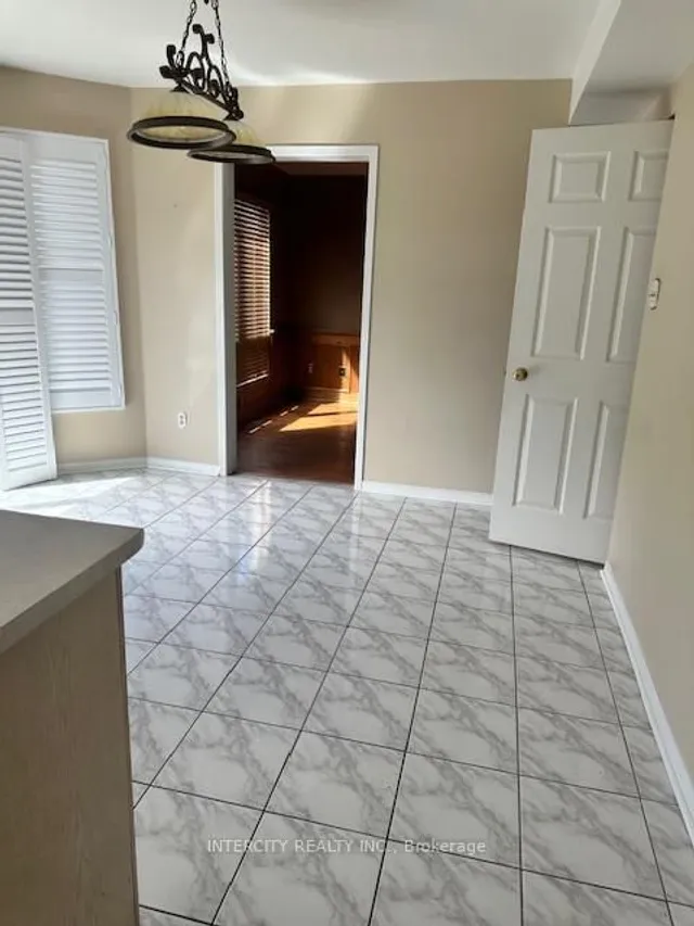 Additional image 9 of 3 Himalaya St