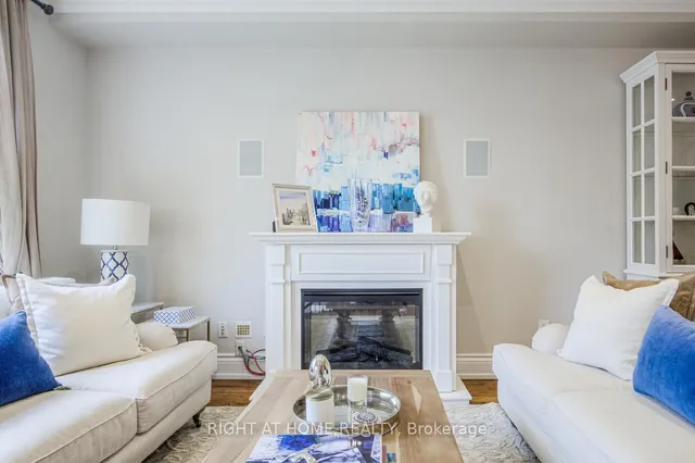 Additional image 10 of 2916 Bayview Ave