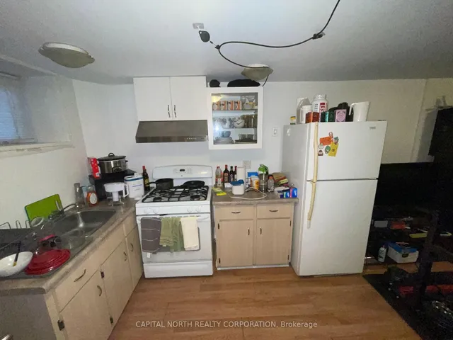 Additional image 25 of 1035 Dovercourt Rd