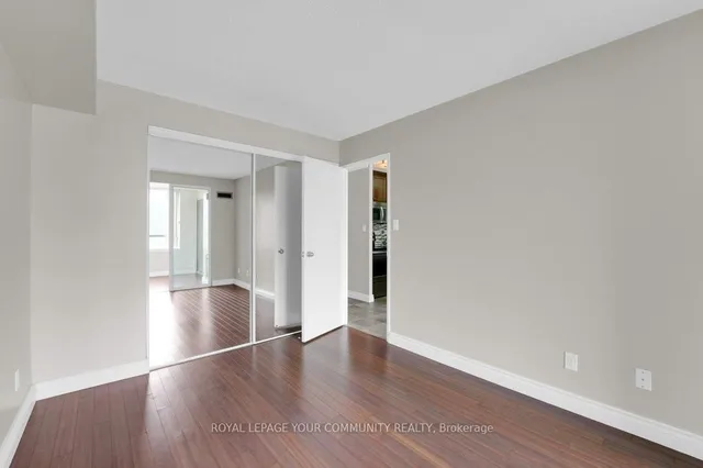 Additional image 22 of 633 Bay St Unit 2512