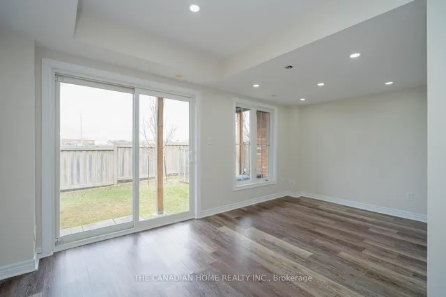 Additional image 6 of 48 Cedar Lake Cres