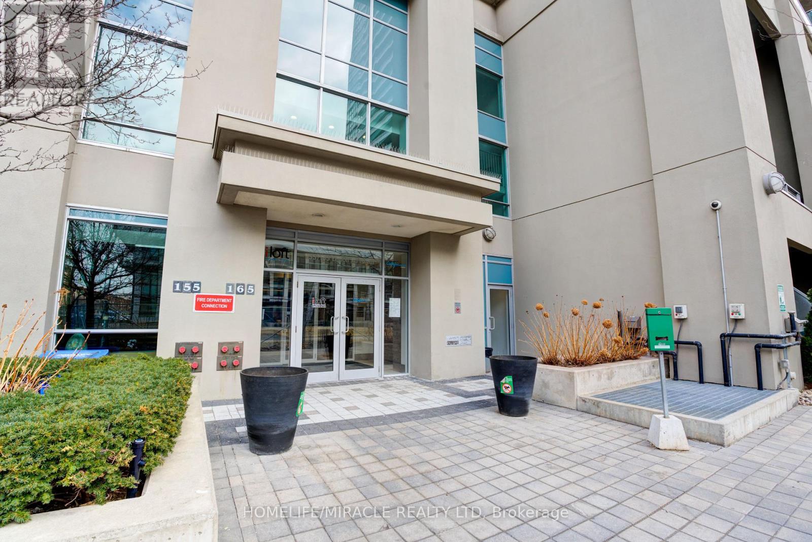 2222 - 165 LEGION ROAD N|Toronto (Mimico), Ontario M8Y0B3