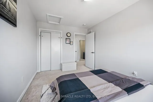 Additional image 2 of 66 Crafter Cres