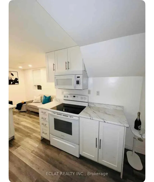 Additional image 37 of 23 Riehm St