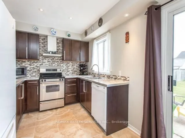 Additional image 3 of 7067 Frontier Rdge